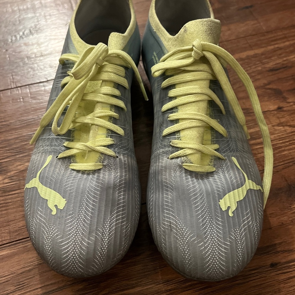 PUMA Ultra 3.4 Women's FG Soccer Cleats size 8